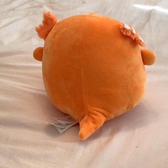 SquishMallows 7 inch orange axolotl - Picture 2 of 2
